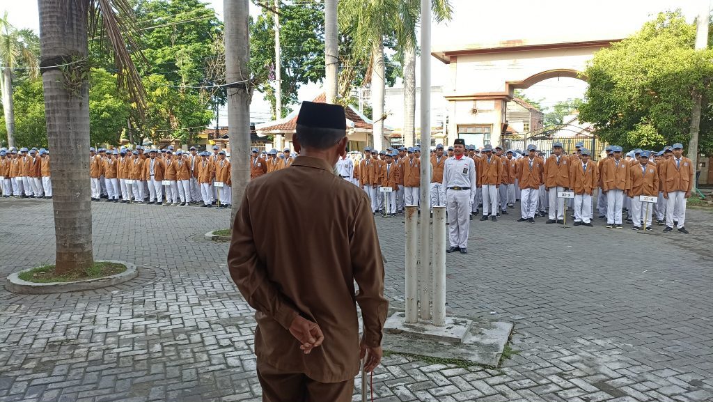 Sosialisai Moderasi Agama Forum Kerukunan Umat Beragama (FKUB) di SMA Negeri I Sidayu Sosialisai Moderasi Agama Forum Kerukunan Umat Beragama (FKUB) di SMA Negeri I Sidayu