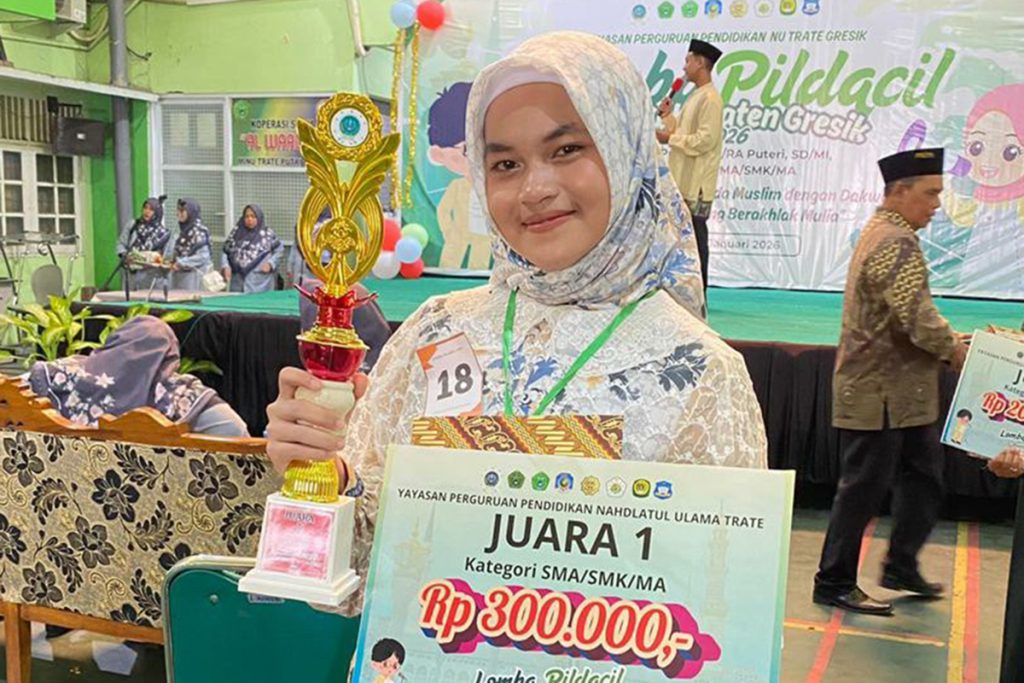 Siswa SMAN 1 Sidayu Raih Juara 1 Lomba Da’i Remaja Tingkat Kabupaten Gresik Siswa SMAN 1 Sidayu Raih Juara 1 Lomba Da’i Remaja Tingkat Kabupaten Gresik